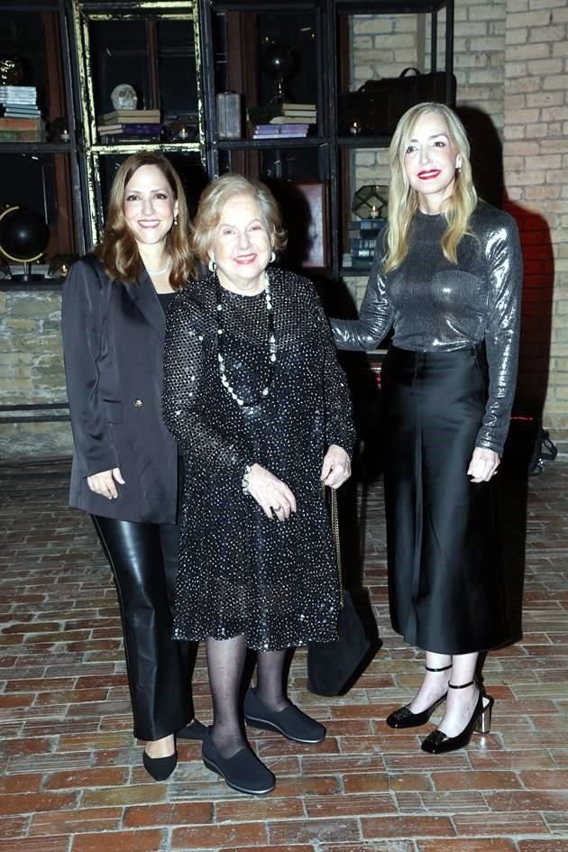 Lorenza Herrera de González Ballesteros, Chepina Longoria y Bárbara Herrera de Garza