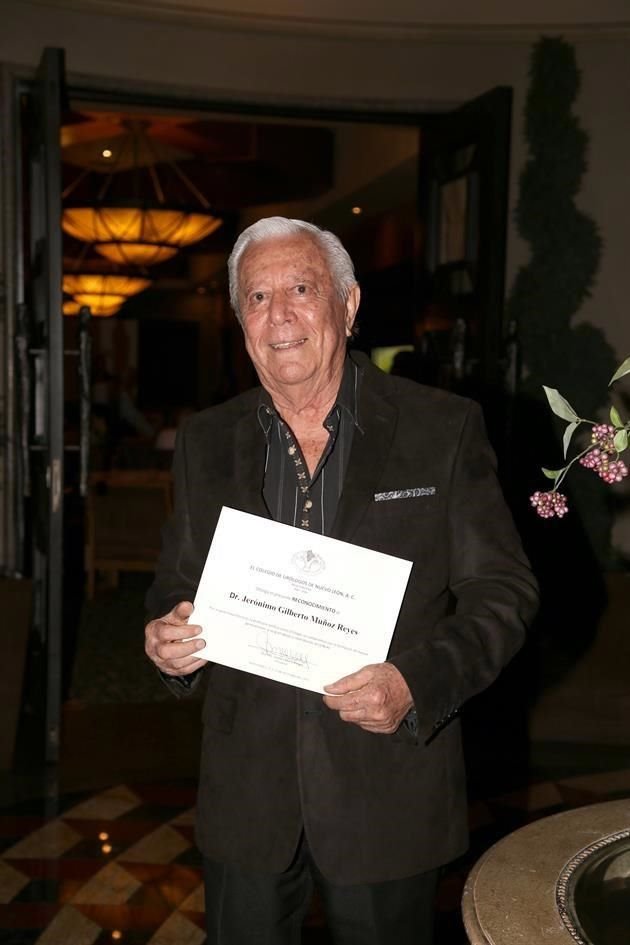 Gilberto Muñoz