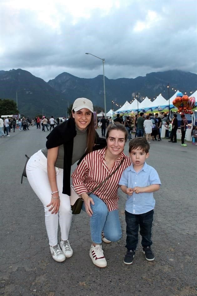 Ale Gutiérrez, María José Hernández y Ricardo Villarreal