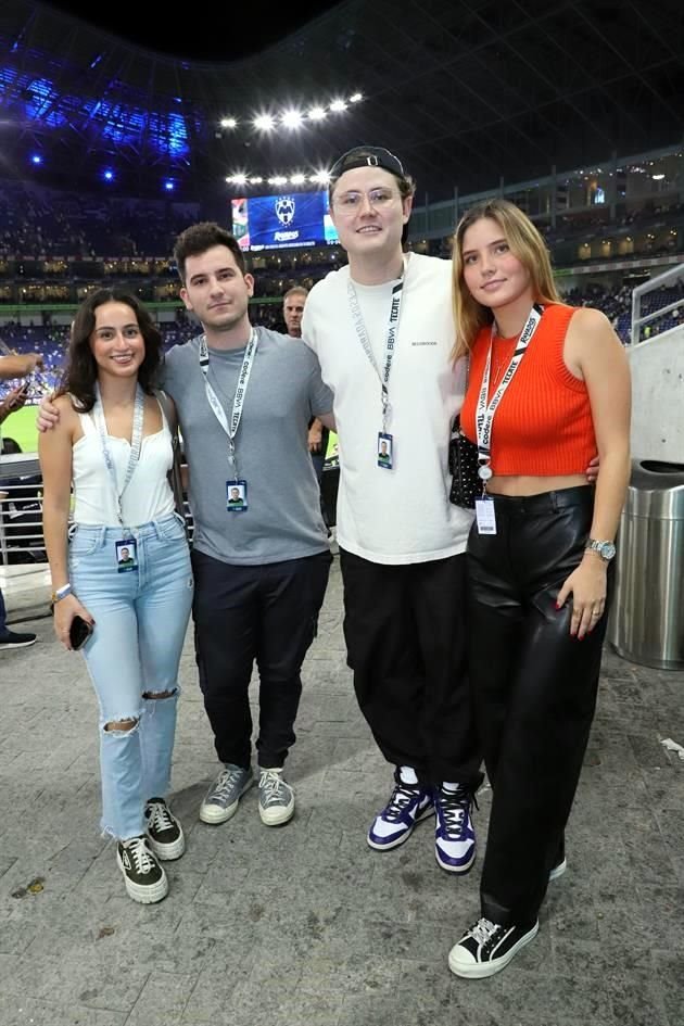 Paola Urquides, Alejandro Garza, Jorge Ureña y Mariela Barona