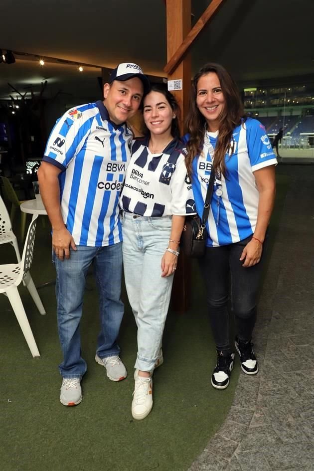 Fernando Treviño, Ana Carolina Juárez y Miriam del Pozo