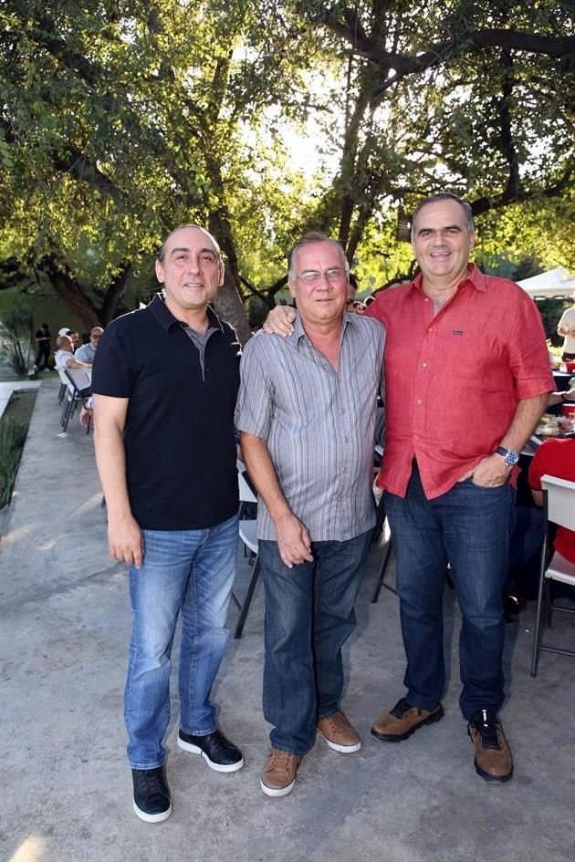 Javier Benavides, Alejandro Garza y Pato Canales