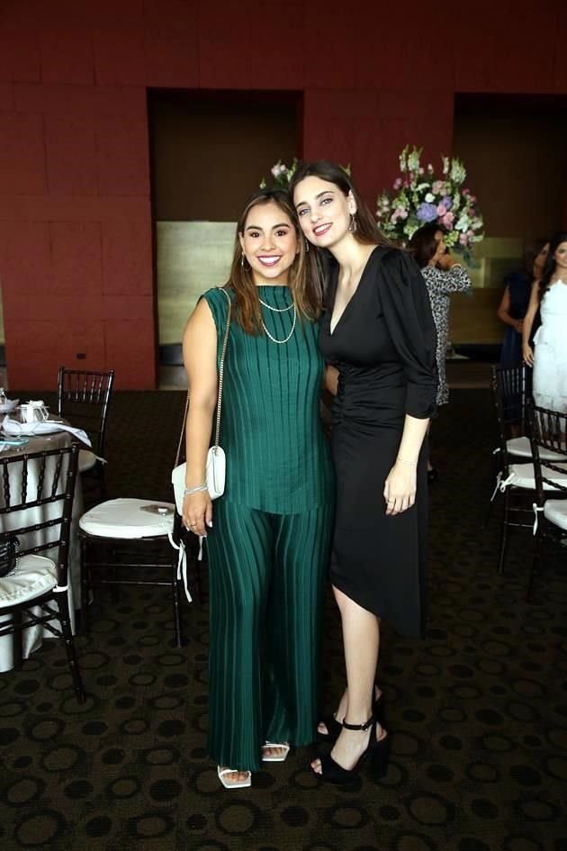 Mayela Alanís y Estefanía de los Santos