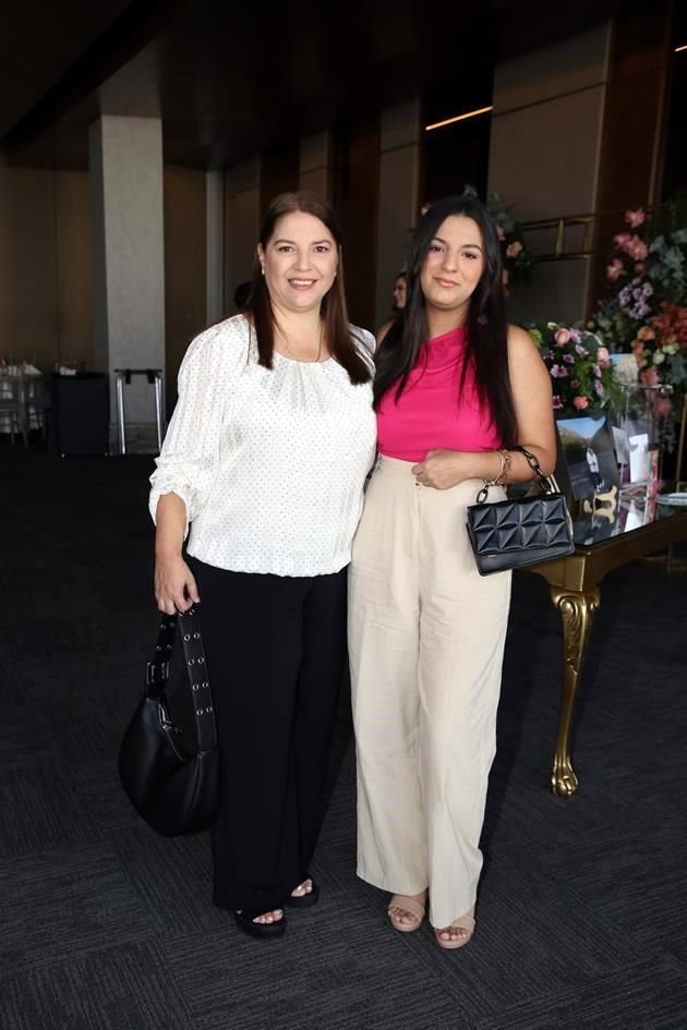 Linda de Herrera e Ivy Herrera