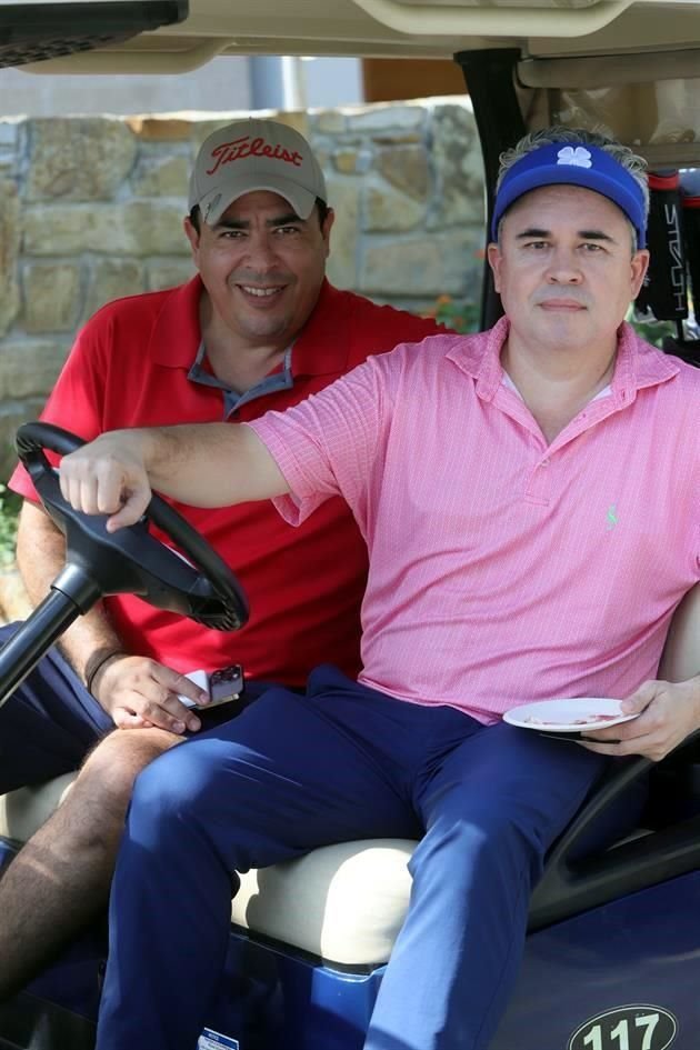 Daniel Arizpe y Adrián de la Garza