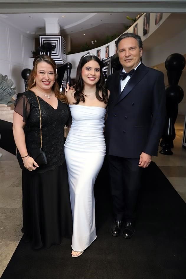 Patricia García Pons, Cordelia Hernández y Antonio Hernández