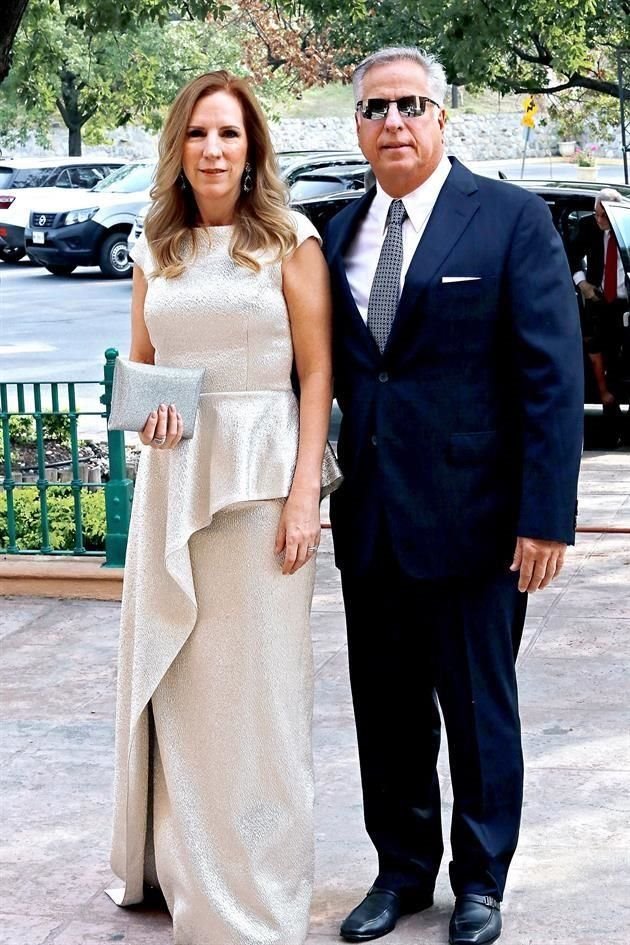 Sandra Cueva de Rubio y Joaquín Rubio