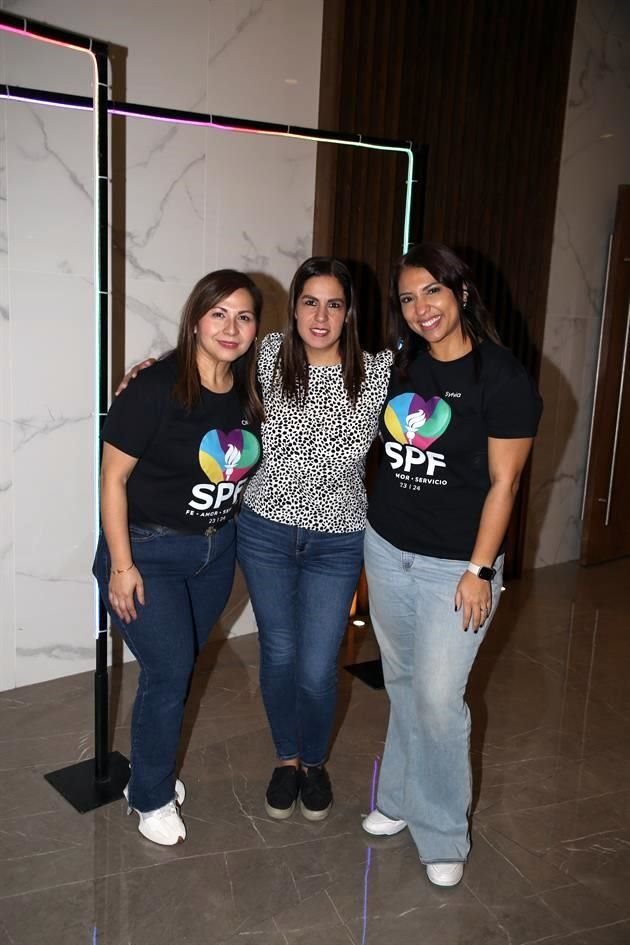 Cristina Laines, Maru Garza y Sylvia López