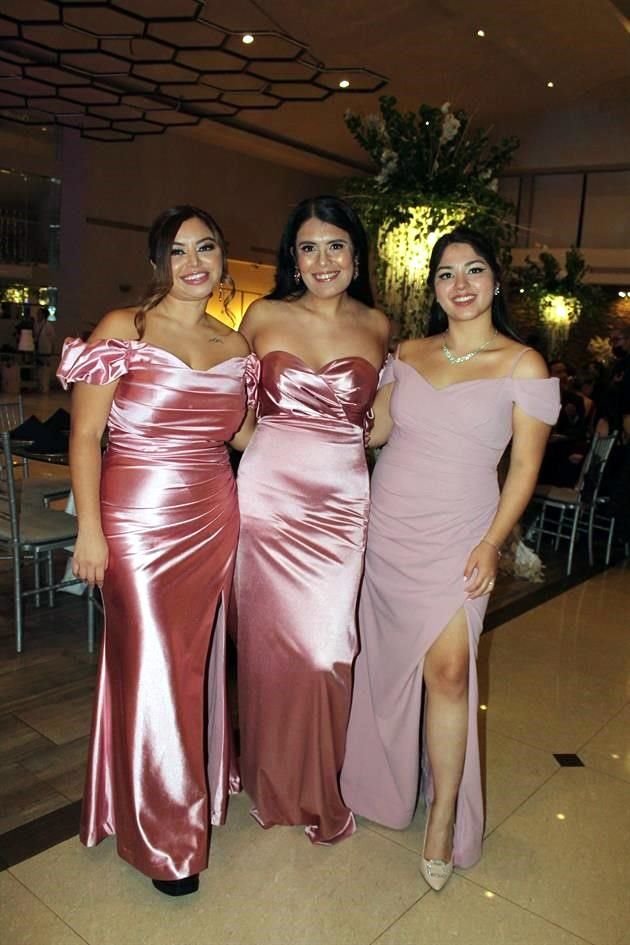 Zaida González, Gabriela Camarillo y Regina Treviño