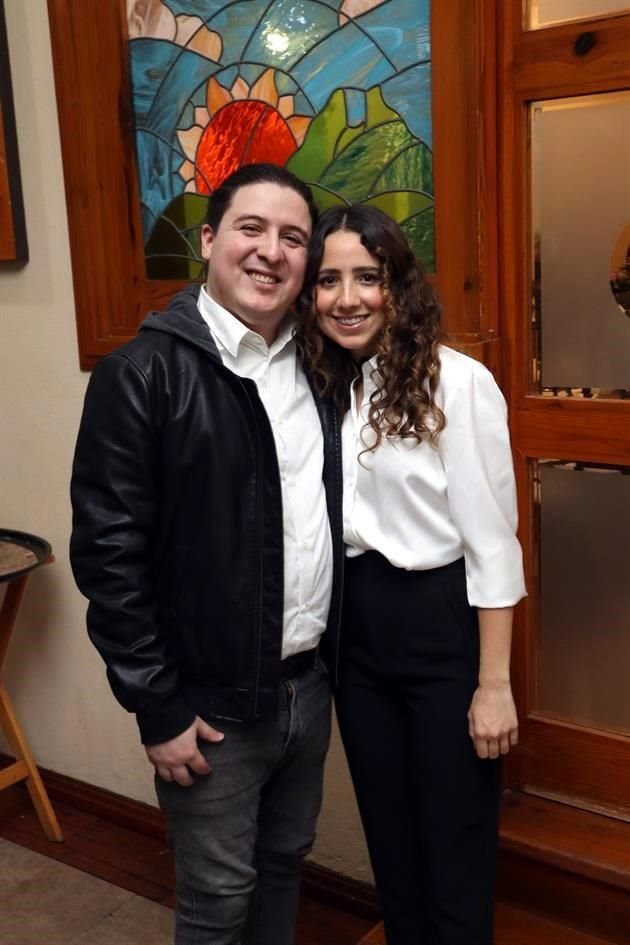Mauricio Torres y Maricela Pérez