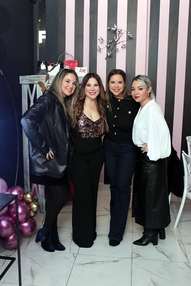 Sonia Salazar, Maureen Aguirre de Arriaga, Lorena Villarreal y Karla Cadena