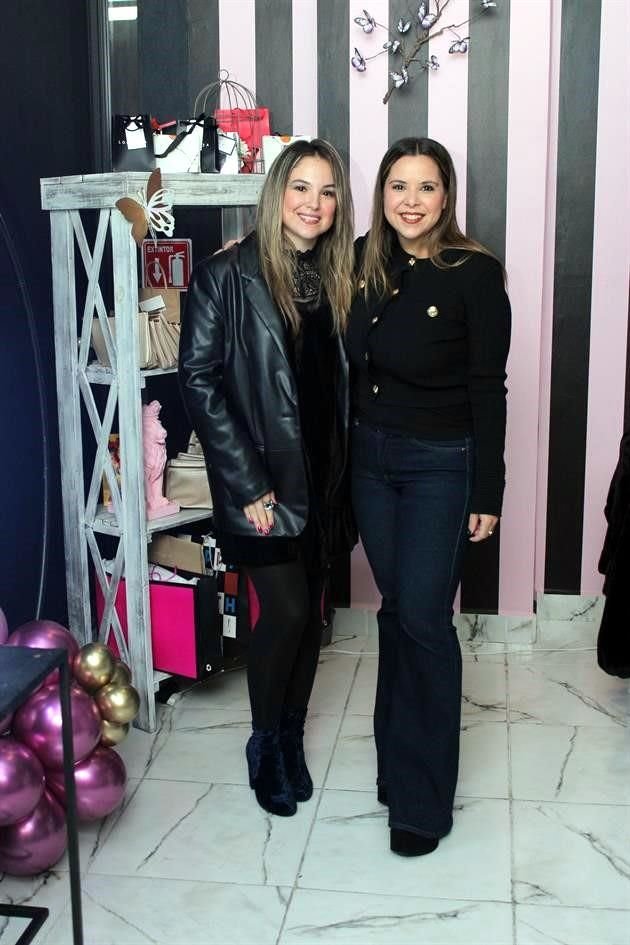 Sonia Salazar y Lorena Villarreal