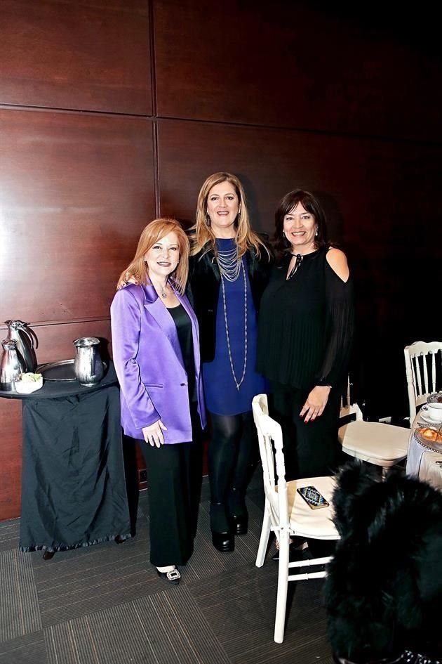 Claudia de Marcos, Gabriela Iza de Lozano e Ivonne Ontiveros