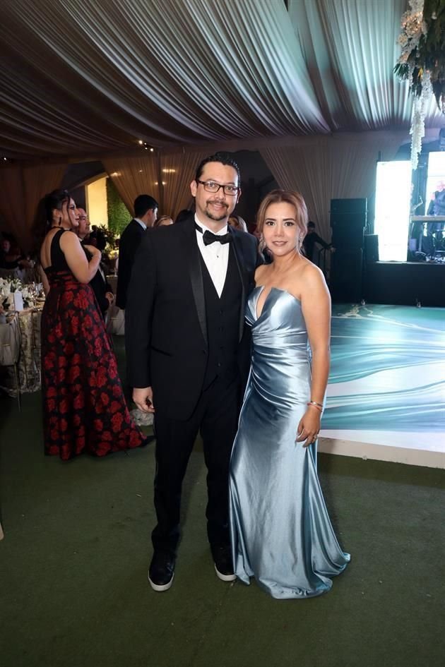 Guillermo Velázquez y Tania Cuellar