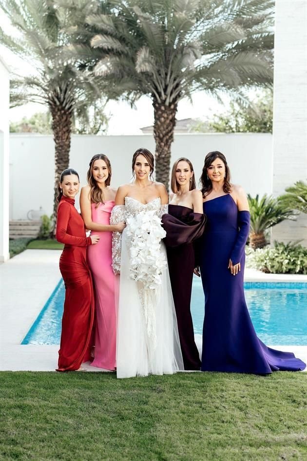 Daniela Tijerina, Alexia Meyer Roca, LA NOVIA, Romina Meyer de Segovia y Marcia Roca de Meyer