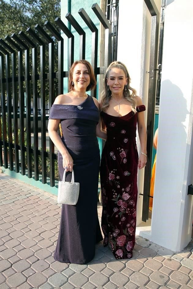 Bárbara Martínez de Martínez y Martha María García de Cantú