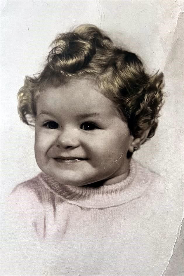 Elva Lozano