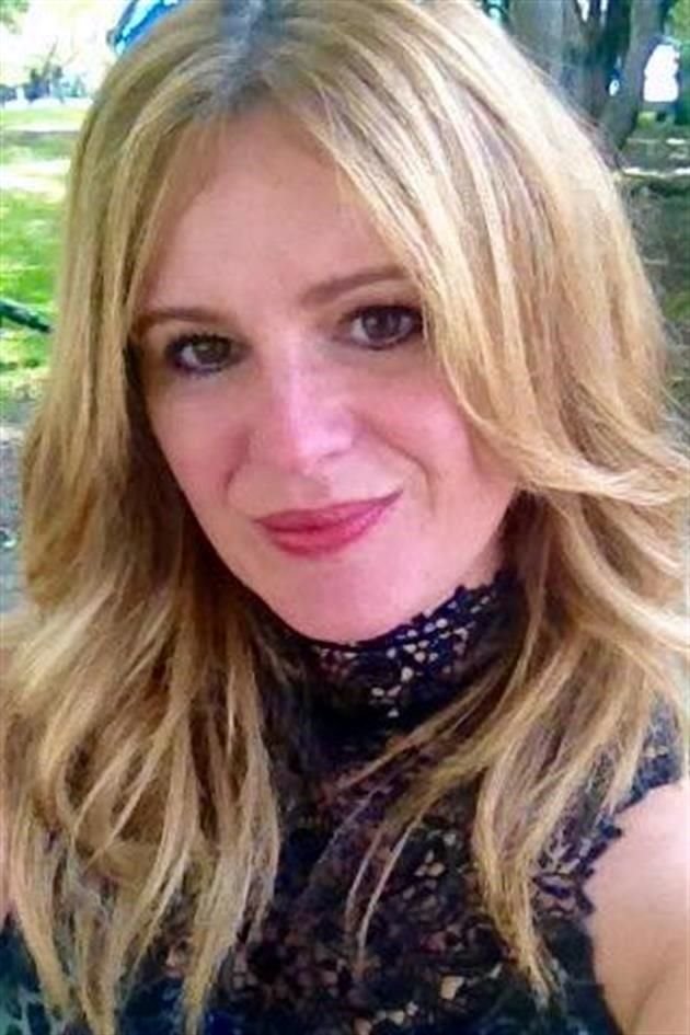 Elva Lozano