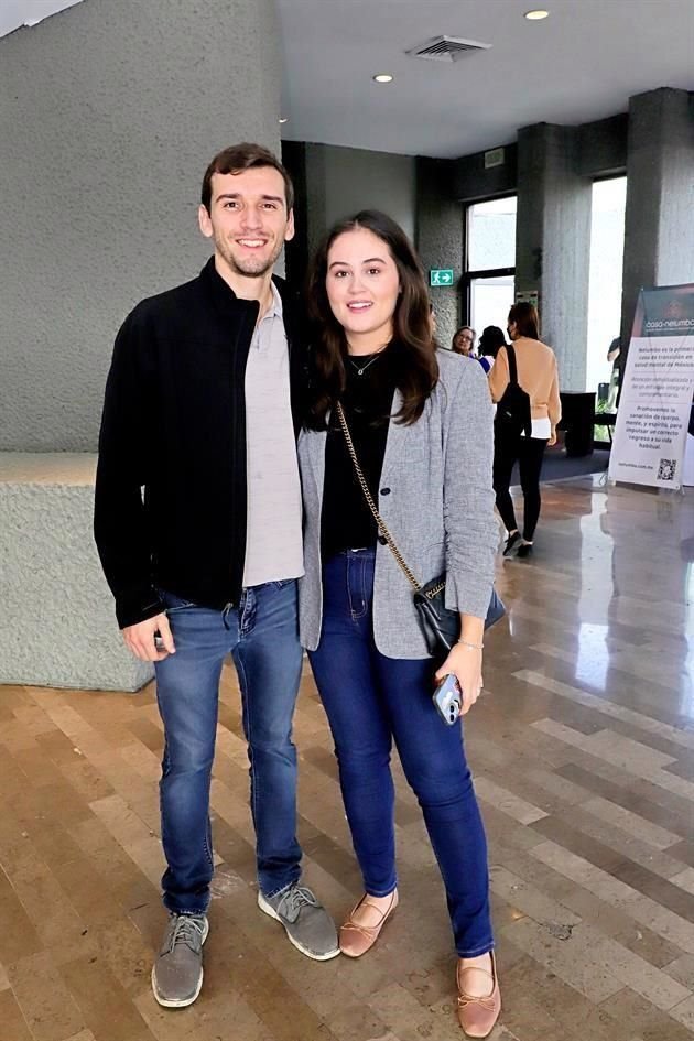 Román Martínez y Karla Jasso