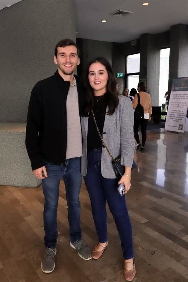 Román Martínez y Karla Jasso