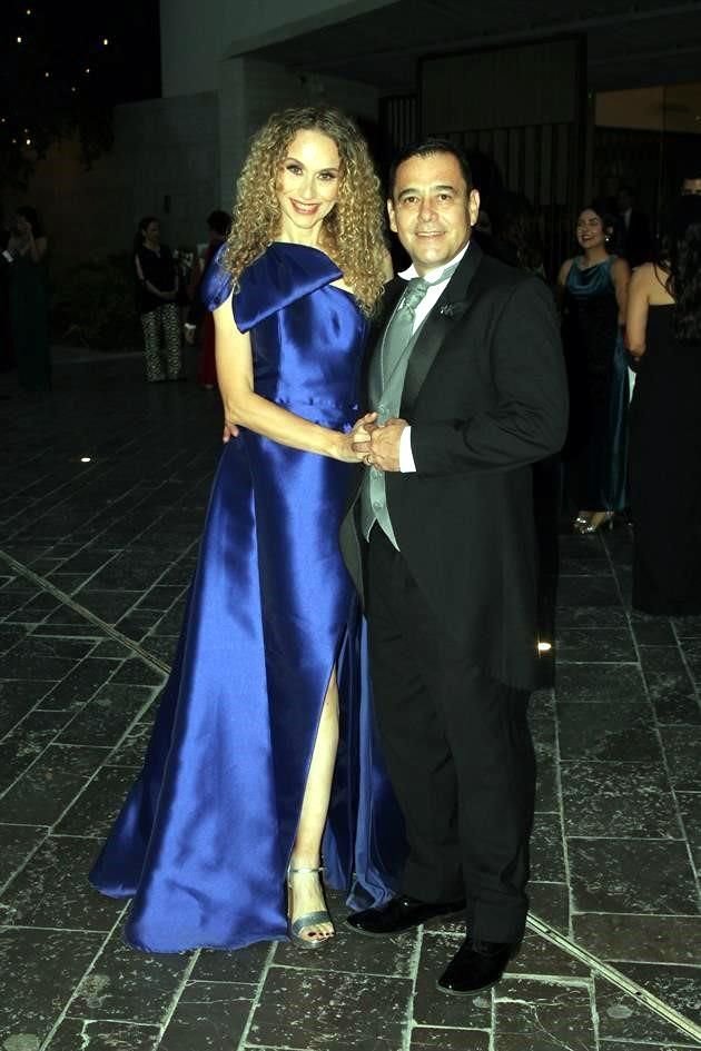 PAPÁS DEL NOVIO Leonor Carlos de Villarreal y Antonio Villarreal Méndez