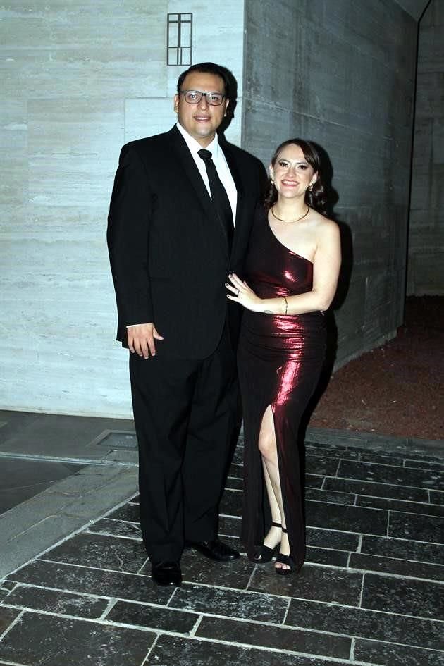 Ricardo Pérez y Cristina Garza