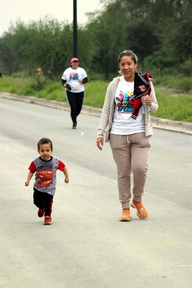 Gabriel Gil y Emma Sofía Gil