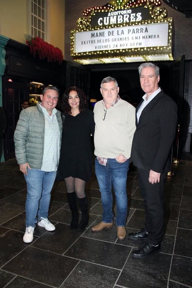 Lucio Aumada, Barbara Garza, Jorge González y Carlos Licona