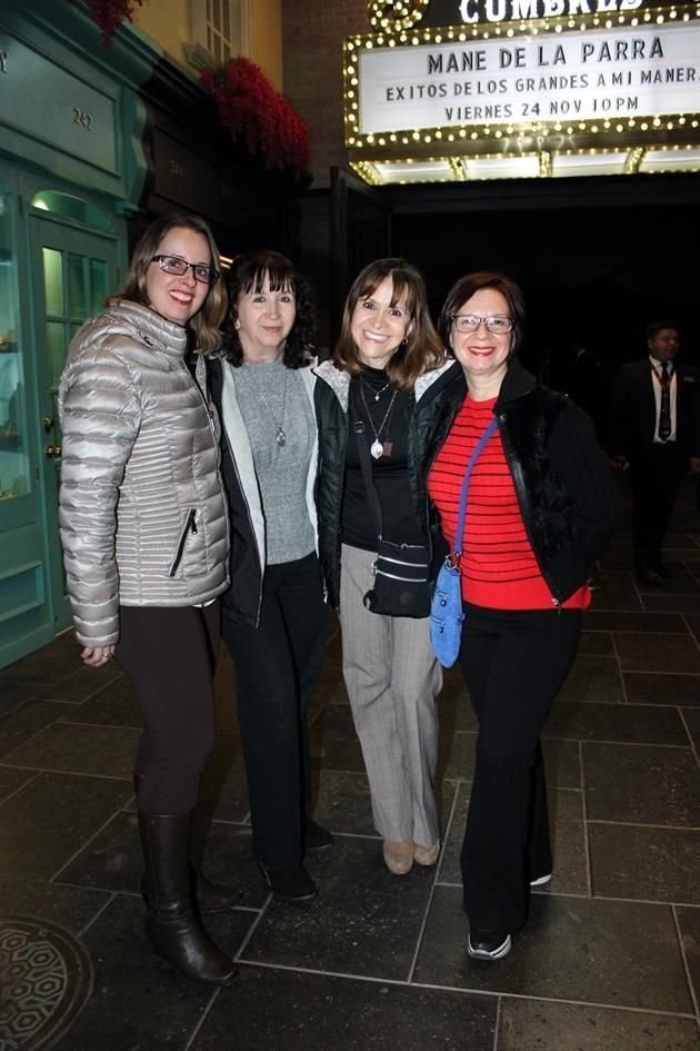 Fanny García Marroquín, Nancy Marroquín, Olga Marroquín y Alejandra Alanis