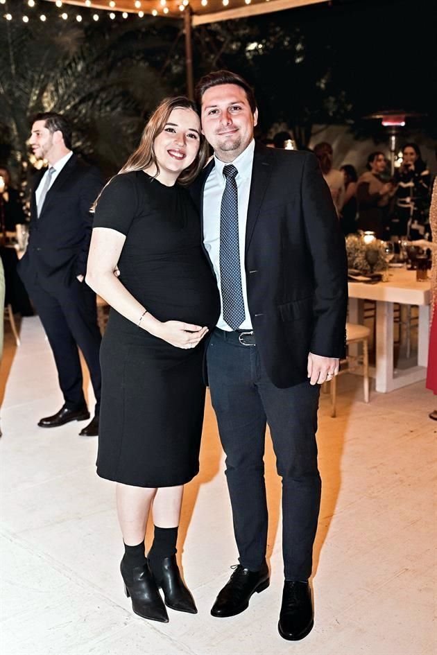 Diana Martinez y Miguel Pro