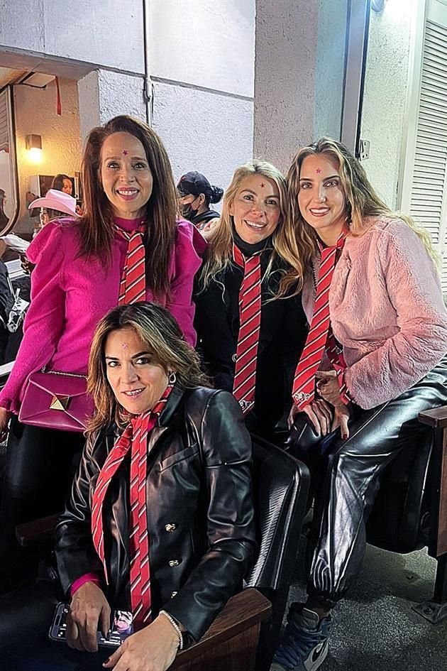 Gaby Elizondo, Alba Flores, Roberta Barrera y Eva Pimentel