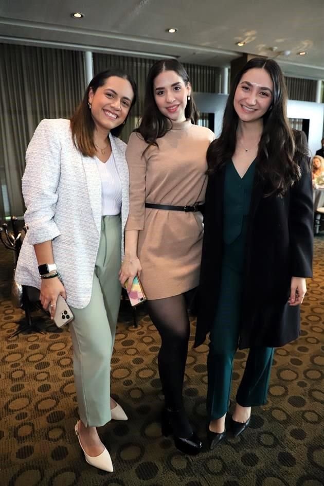 Caty Camarillo, Karla Tamez y Gabriela Zertuche