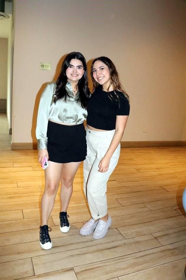 Ana Sofía Piñón y Magaly Méndez