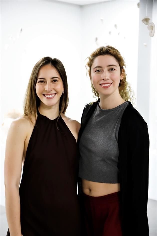 Patricia Zambrano Martínez y Paola de la Peña