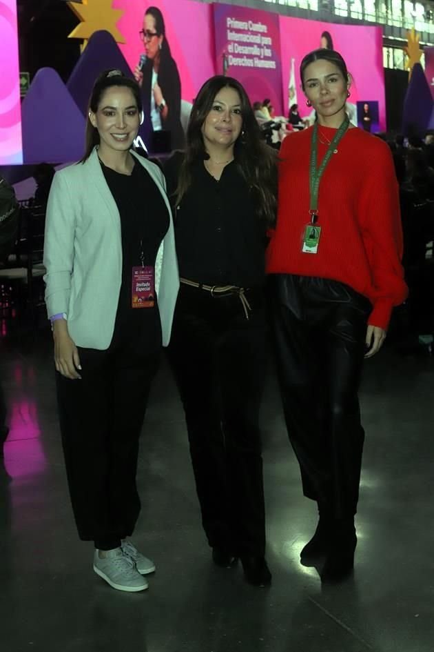 Karla Garza, Victoria Cavazos y Melisa Morales