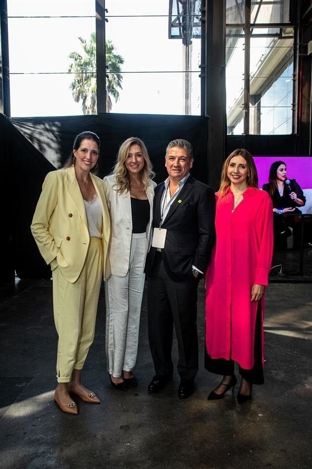 Luciana Herrmann, María Ariza, Hugo Hernández-Ojeda y Sandra Monroy