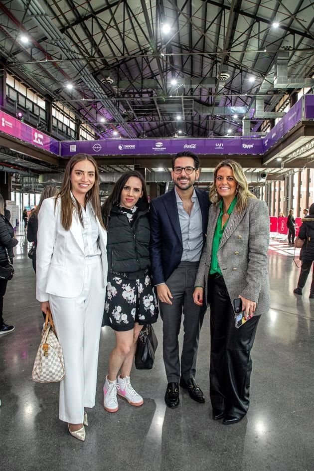 Rosa Isabel Castro, Vannesa Esquivel, Iñigo Caballero y Pamela Hamui