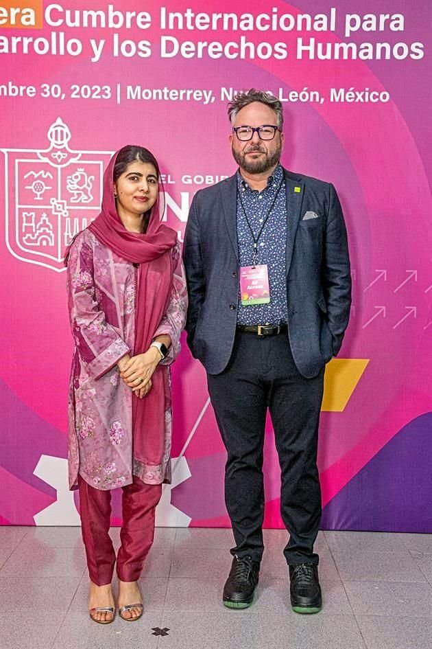 Malala Yousafzai y René Arce