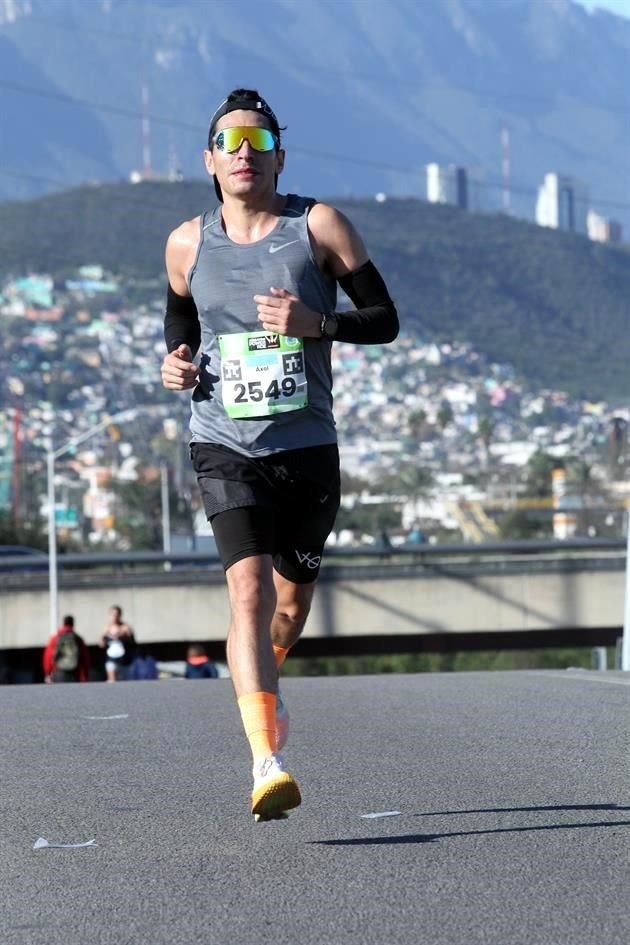 Axel Lara