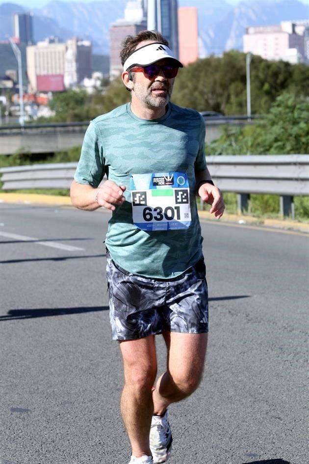 Adrián Zambrano