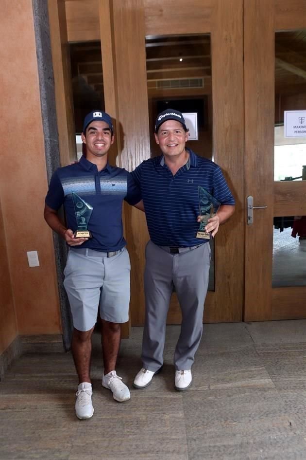 Óscar Ramos Jr. y Óscar Ramos, ganadores de la 1 categoría Gross