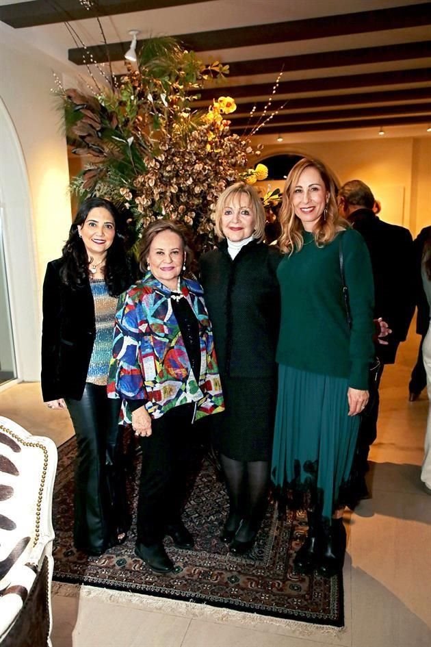 Cecilia González, Clemen Guerrero de González, Kathy Eldridge Madero y Jeannine Zambrano