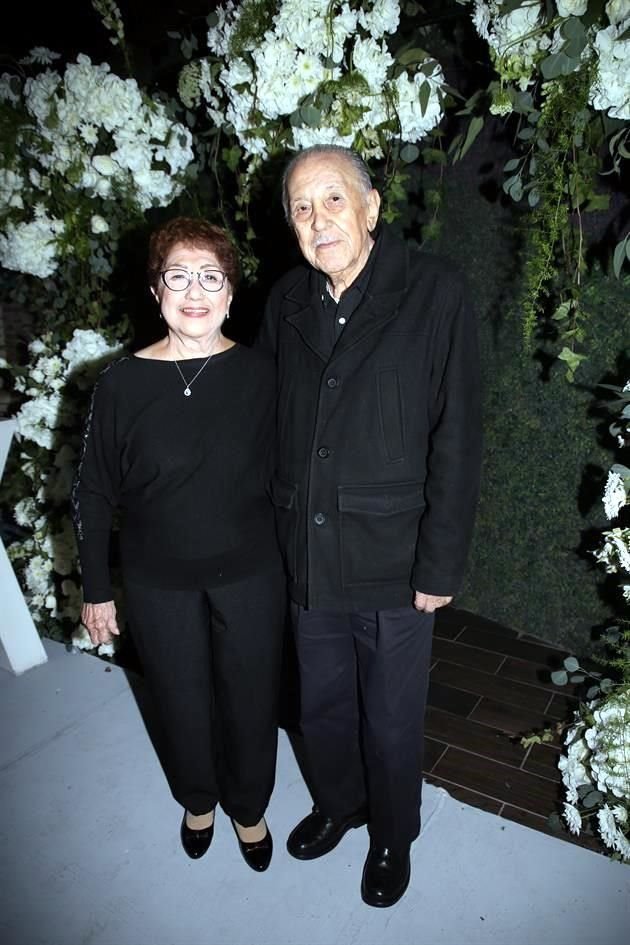 Martha Segura de Santillana y Rodolfo Santillana