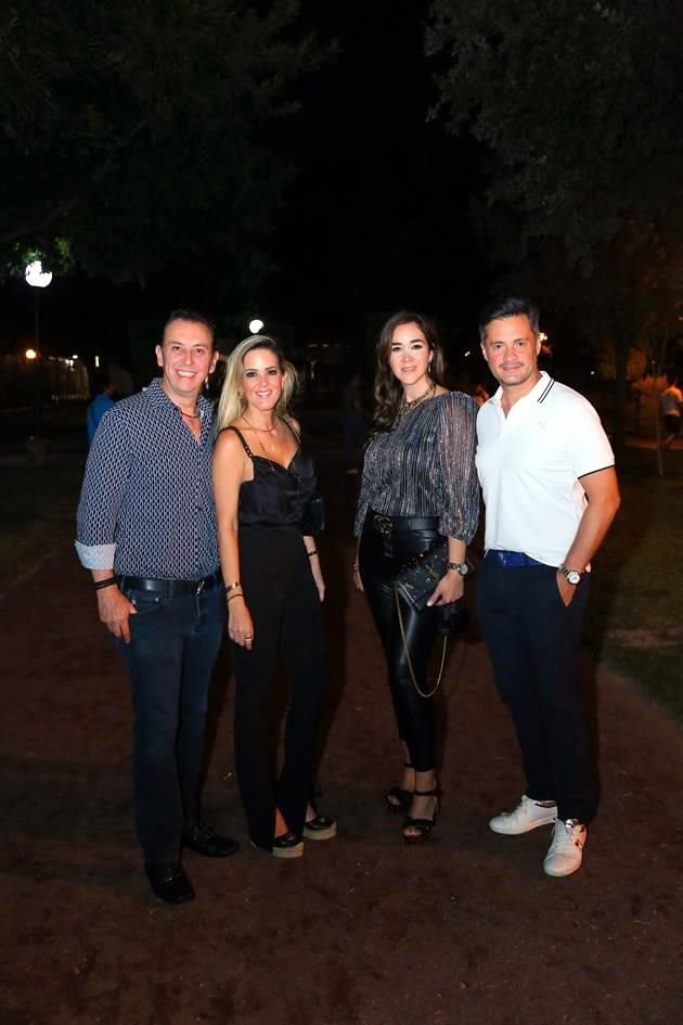 Ernesto González, Ana Gaby Lozano, Julia de Franyutti y Otilio Franyuti