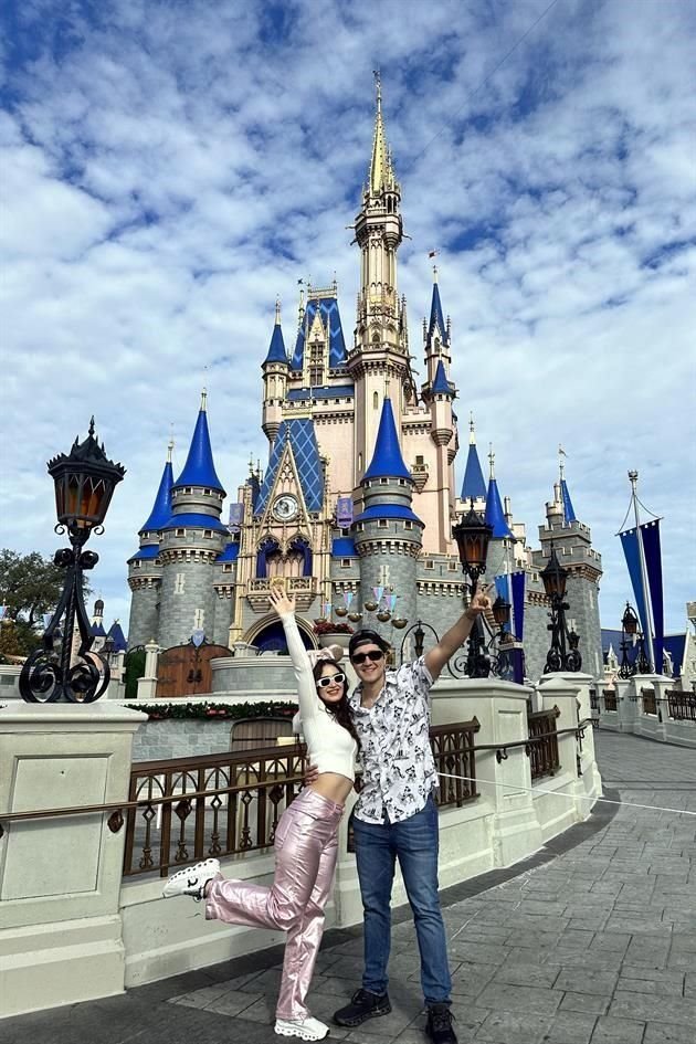 DISNEY, FLORIDA<br>Andrea Ochoa y Emiliano Colorado