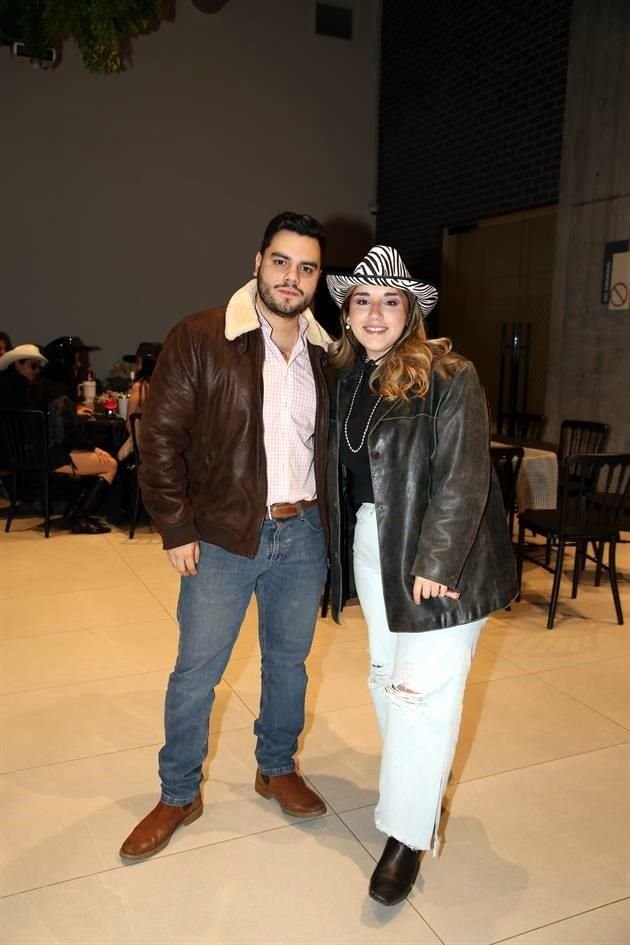 Maximiliano Preciado y Laura Sofía González