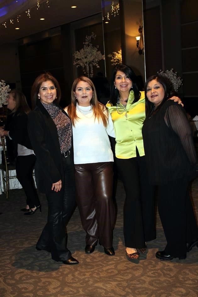 Maricruz Sandoval, Cristina Sandoval, Lulú Sandoval y Vero Sandoval