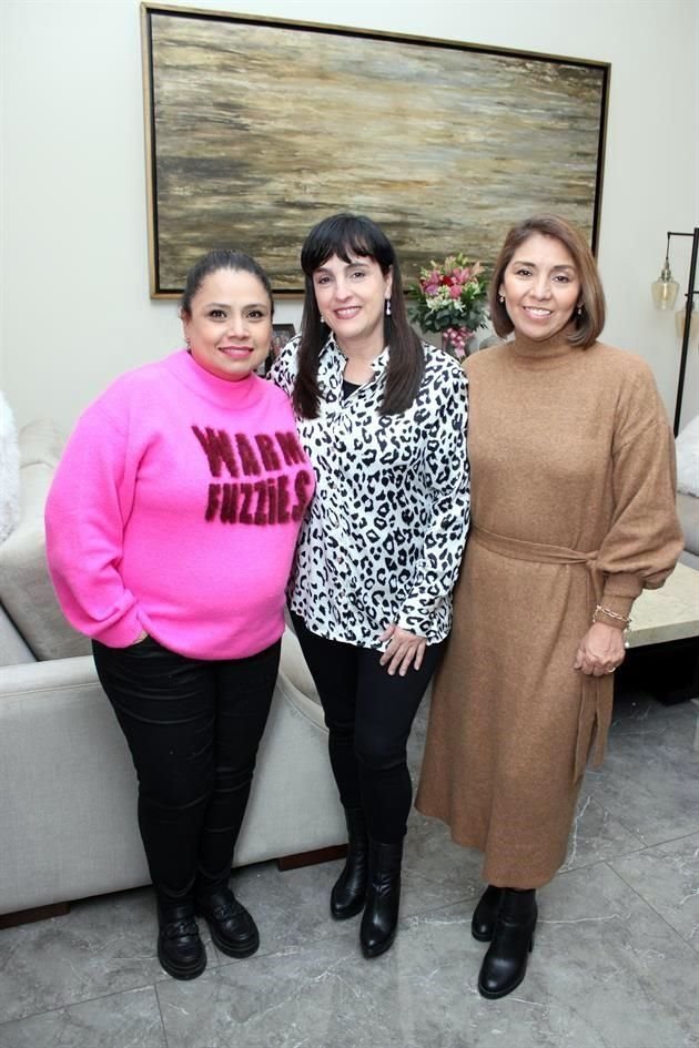 Yuyi Bustamante, Ana Laura Saldívar y Yolanda Téllez