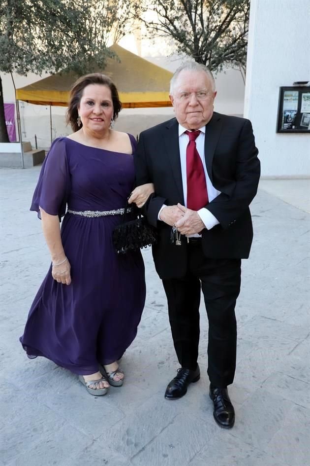 Dolores Noyola y Raúl Porras