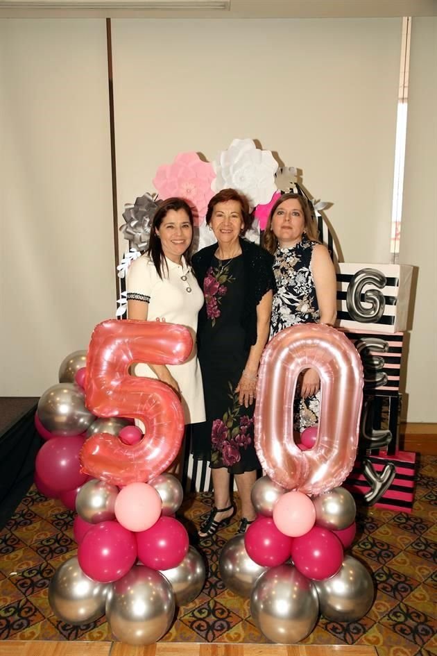 Diana Reyna, Angelina Garza y Mary Callendar